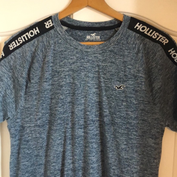 Hollister Men’s Crew Neck T-shirt Size Medium - Picture 2 of 6